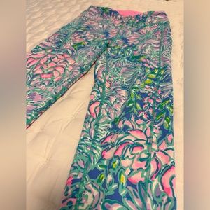 Lilly Pulitzer Luxletic Leggings with pocket - in bloom NWOT - L